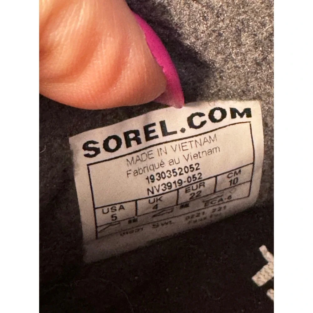 Sorel Whitney II Strap Waterproof Snow Boots Kids Size 5 Grey‎ Pink Insulated